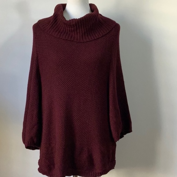 Splendid Cowl Neck Burgundy 3/4 Sleeve Swe… - Picture 2 of 6